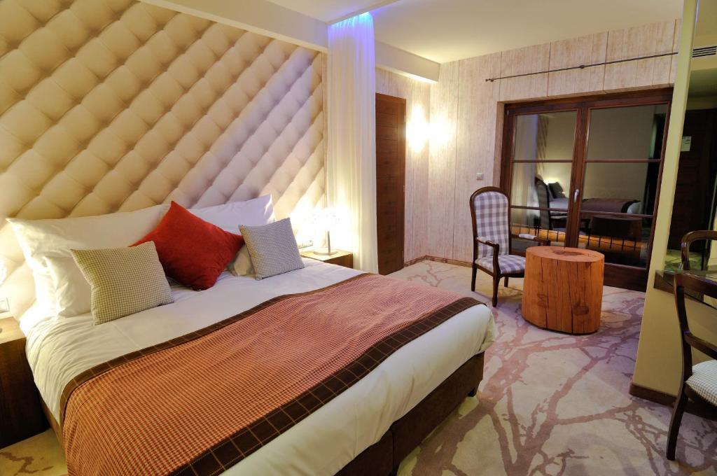 Hotel Cascade Resort & Spa Demjén Værelse billede